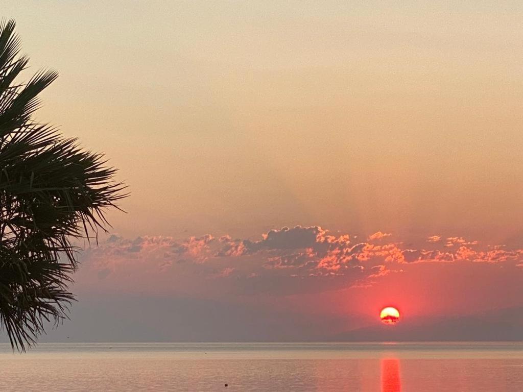 Louzoia Bay Villa Vlicha  Luaran gambar